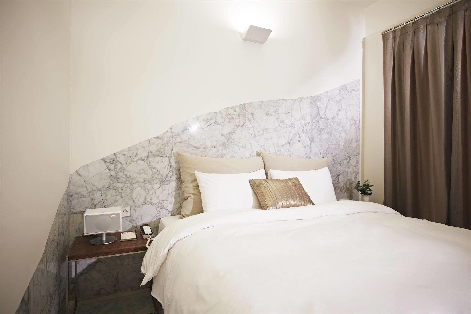Snow Hotel Seoul Exterior photo